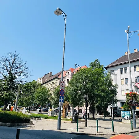Gellert Square Family - Premium In Buda Side's Cultural Center Apartment *
